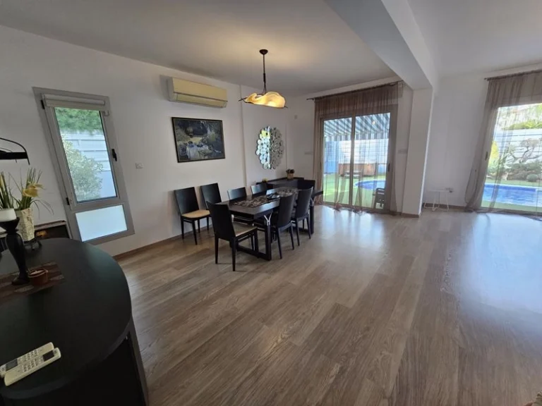 5 Bedroom House for Sale in Germasogeia, Limassol District