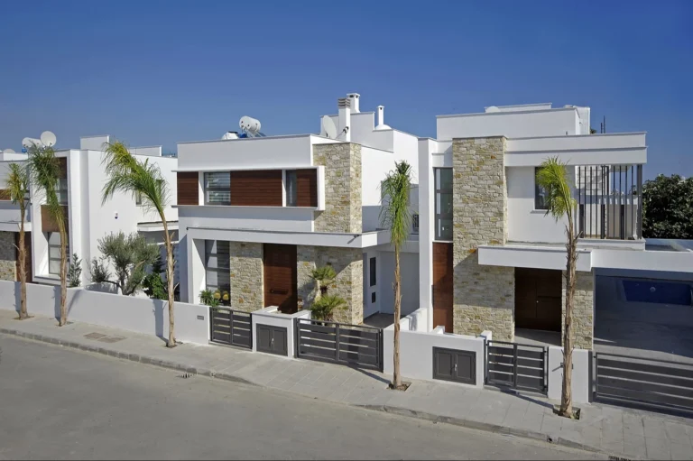 187m² Building for Sale in Larnaca