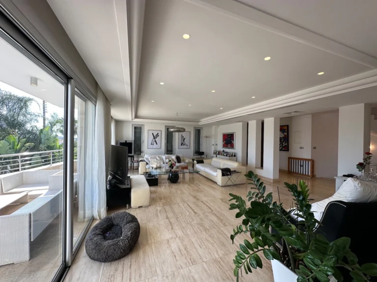 5 Bedroom House for Sale in Agios Tychonas, Limassol District