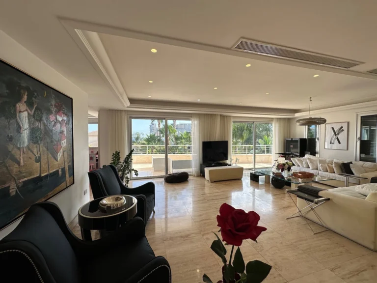 5 Bedroom House for Sale in Agios Tychonas, Limassol District