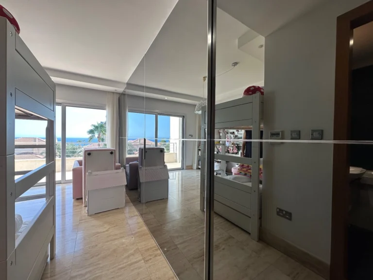 5 Bedroom House for Sale in Agios Tychonas, Limassol District