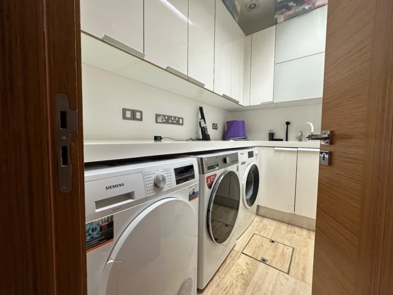 5 Bedroom House for Sale in Agios Tychonas, Limassol District