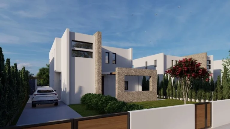 3 Bedroom House for Sale in Sea Caves, Paphos District