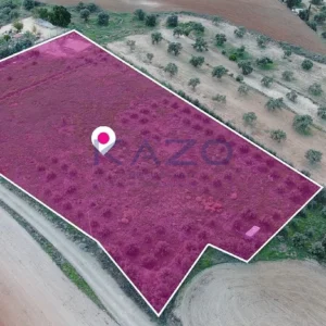 8,938m² Plot for Sale in Latsia, Nicosia District