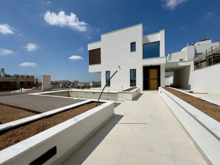 4 Bedroom House for Sale in Limassol – Agios Athanasios