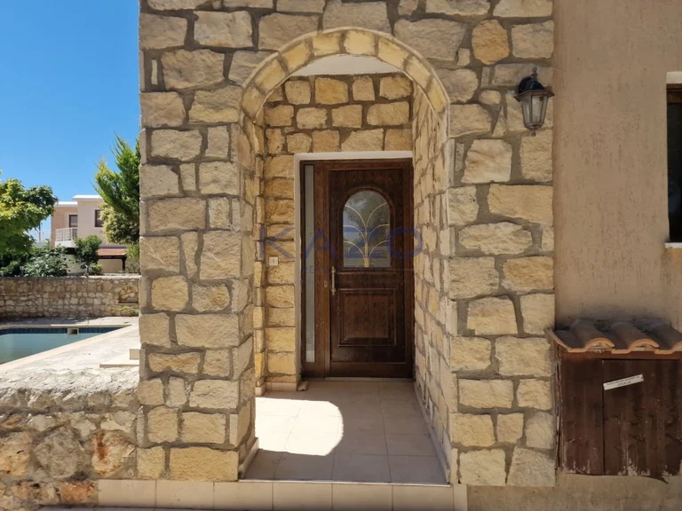 4 Bedroom House for Sale in Ineia, Paphos District