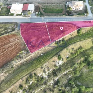 1,850m² Plot for Sale in Kampia, Nicosia District