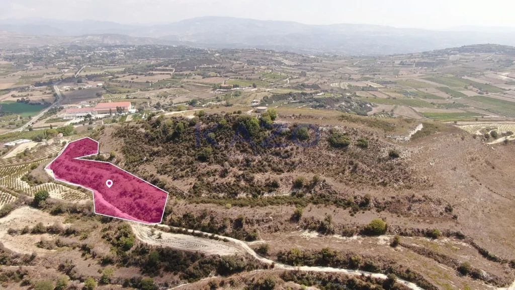 5,017m² Plot for Sale in Paphos District