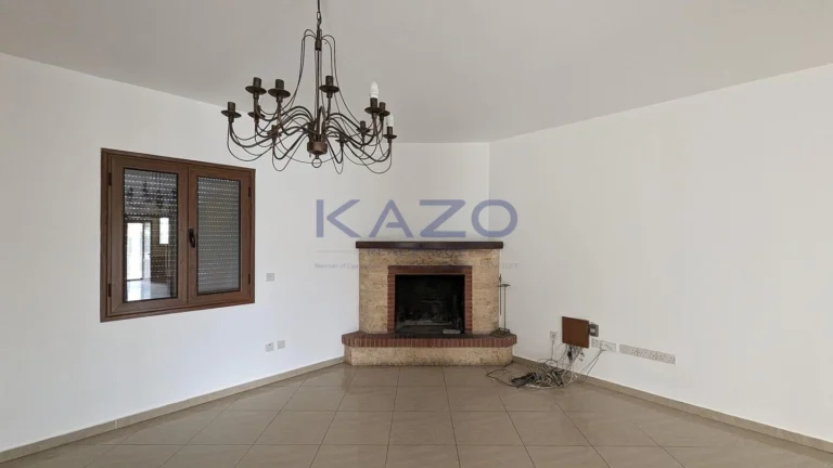 3 Bedroom House for Sale in Kato Moni, Nicosia District