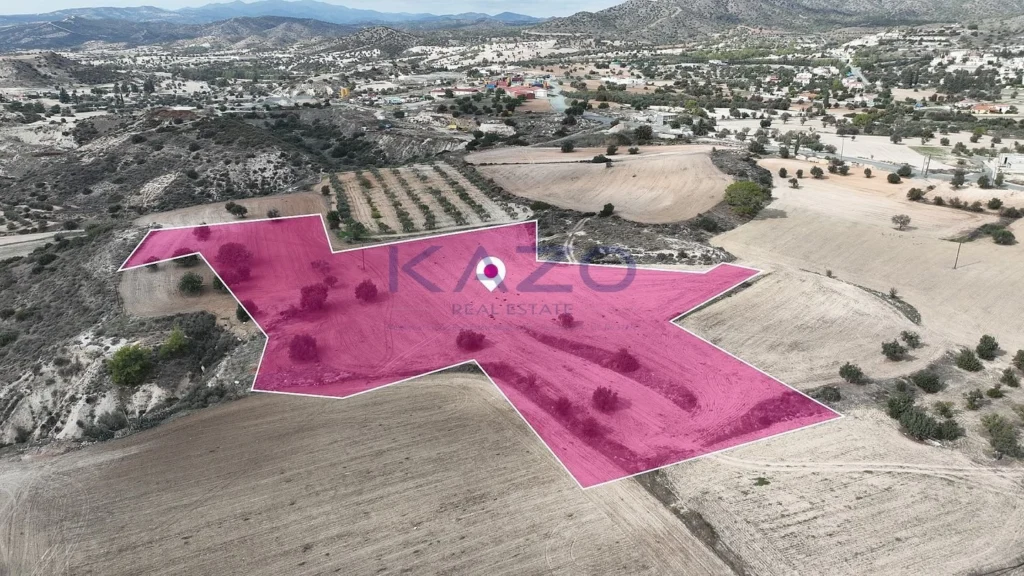 14,716m² Plot for Sale in Anglisides, Larnaca District