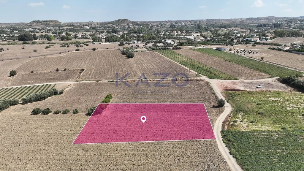 1,673m² Plot for Sale in Episkopeio, Nicosia District