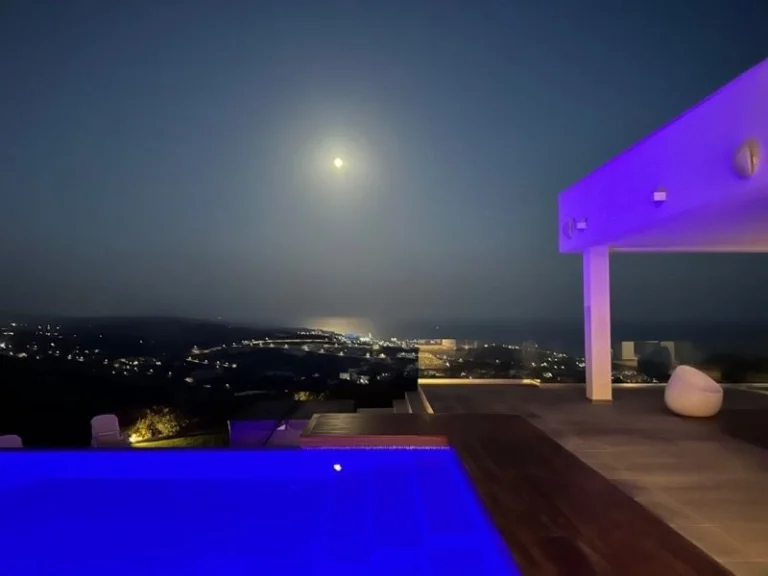 4 Bedroom House for Sale in Agios Tychonas, Limassol District