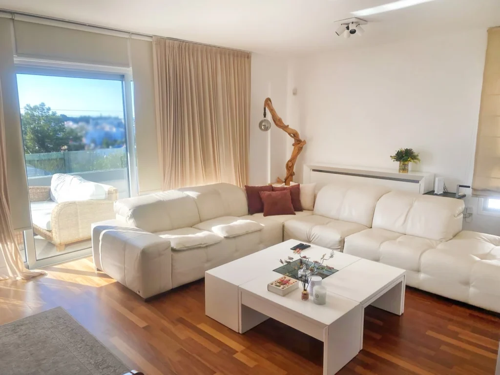 4 Bedroom Apartment for Sale in Engomi, Nicosia District