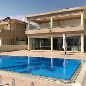 4 Bedroom House for Sale in Pervolia Larnacas