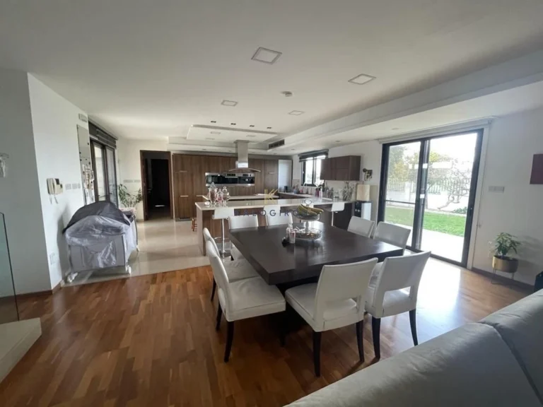 6+ Bedroom House for Sale in Meneou, Larnaca District