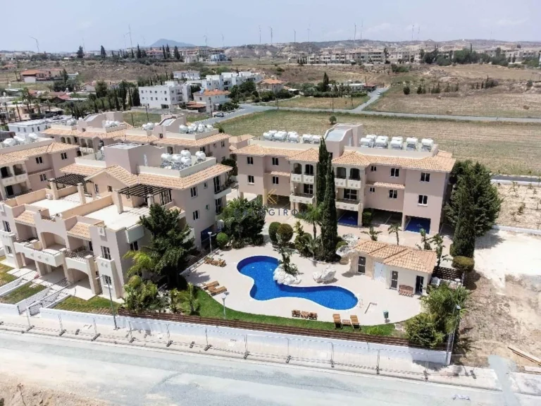 785m² Building for Sale in Tersefanou, Larnaca District
