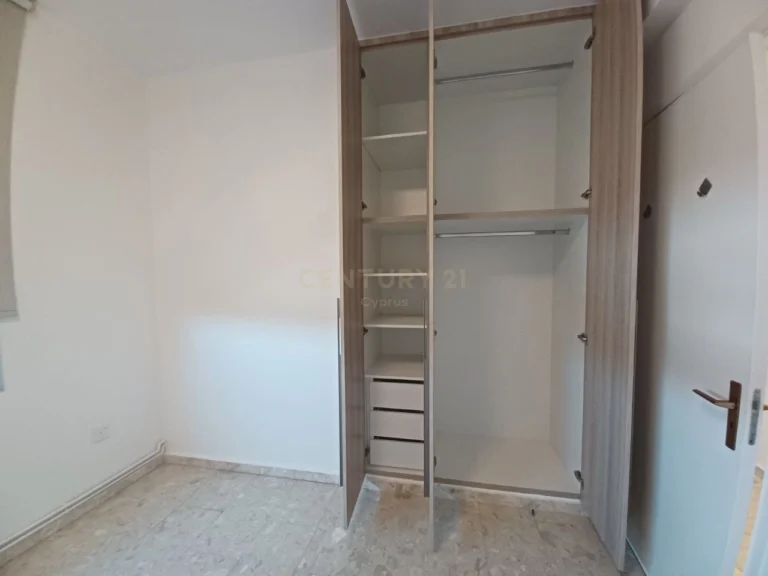 3 Bedroom Apartment for Rent in Kato Polemidia, Limassol District