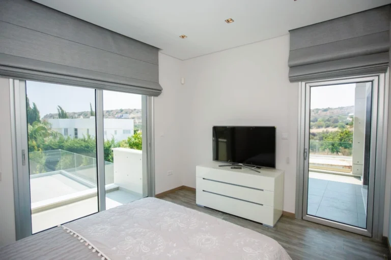 4 Bedroom House for Sale in Agios Tychonas, Limassol District