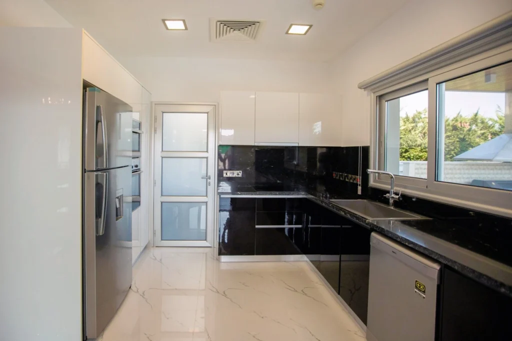 4 Bedroom House for Sale in Agios Tychonas, Limassol District