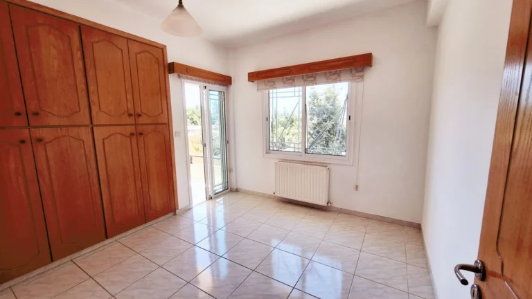 4 Bedroom House for Rent in Geroskipou, Paphos District