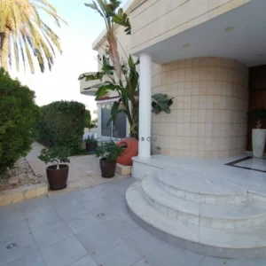 5 Bedroom House for Sale in Drosia, Larnaca District