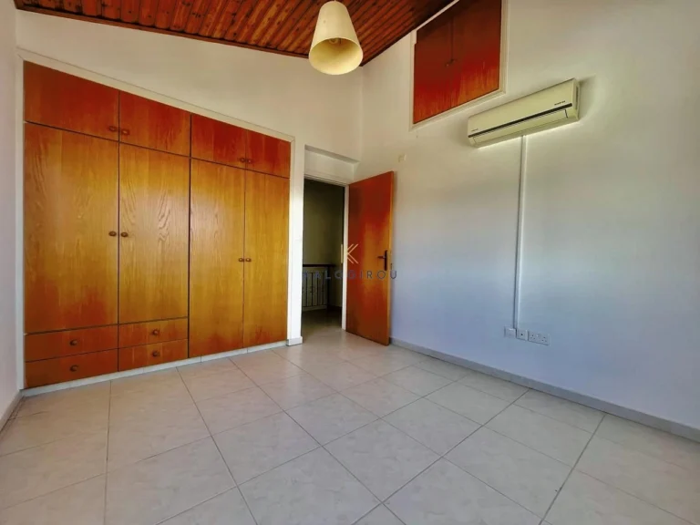 3 Bedroom House for Sale in Pervolia Larnacas