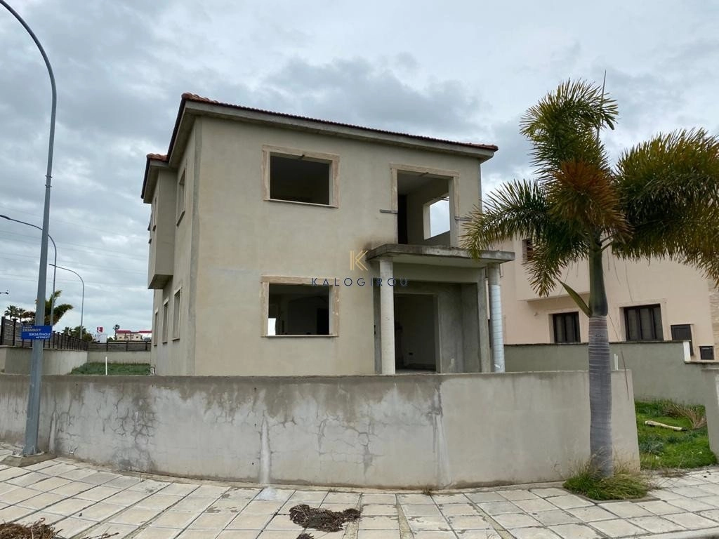 4 Bedroom House for Sale in Pyla, Larnaca District