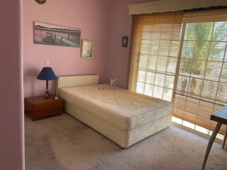 5 Bedroom House for Rent in Oroklini, Larnaca District