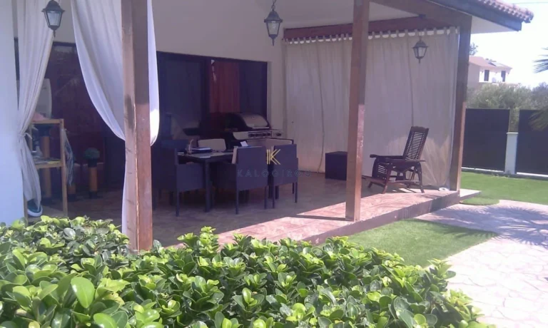 4 Bedroom House for Sale in Meneou, Larnaca District