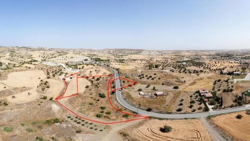 12,538m² Plot for Sale in Analiontas (Kataliontas), Nicosia District