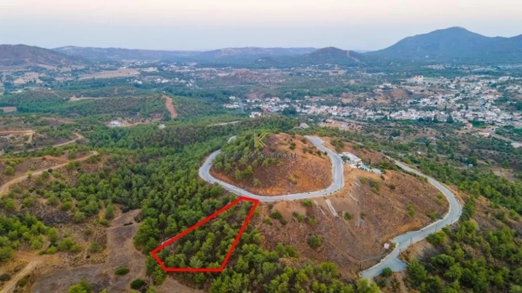 1,301m² Plot for Sale in Kornos, Larnaca District