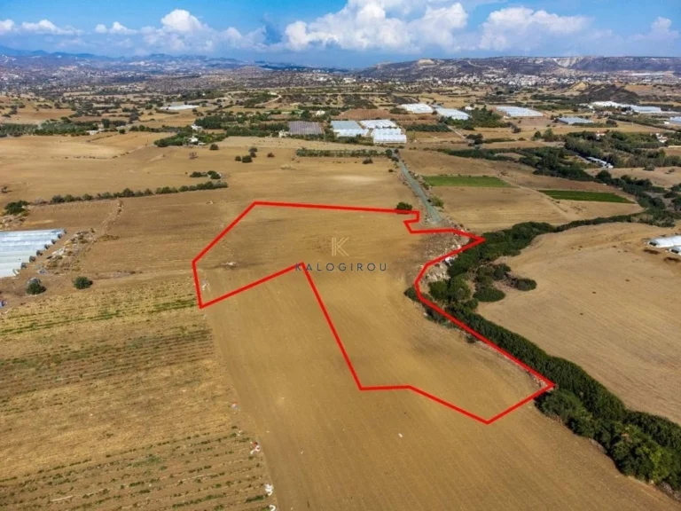 14,588m² Plot for Sale in Zygi, Larnaca District