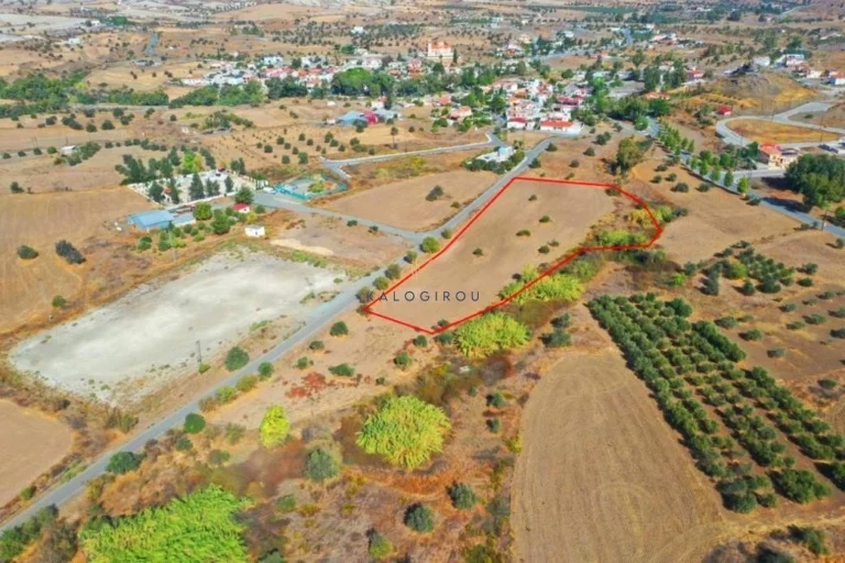 11,037m² Plot for Sale in Analiontas (Kataliontas), Nicosia District