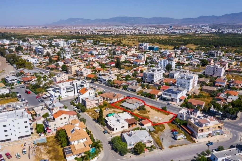 1,320m² Plot for Sale in Agios Dometios, Nicosia District