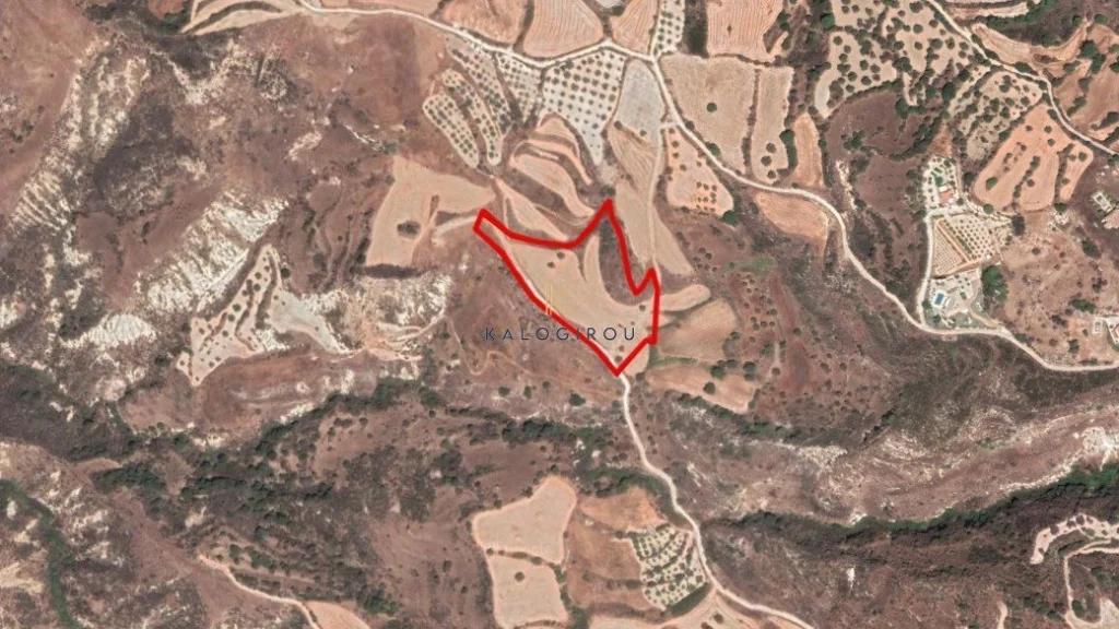 12,375m² Plot for Sale in Drymou, Paphos District