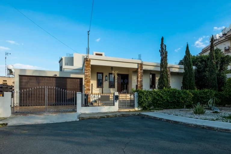 Cheap Houses and Villas for Sale Larnaca up to 500000 euro