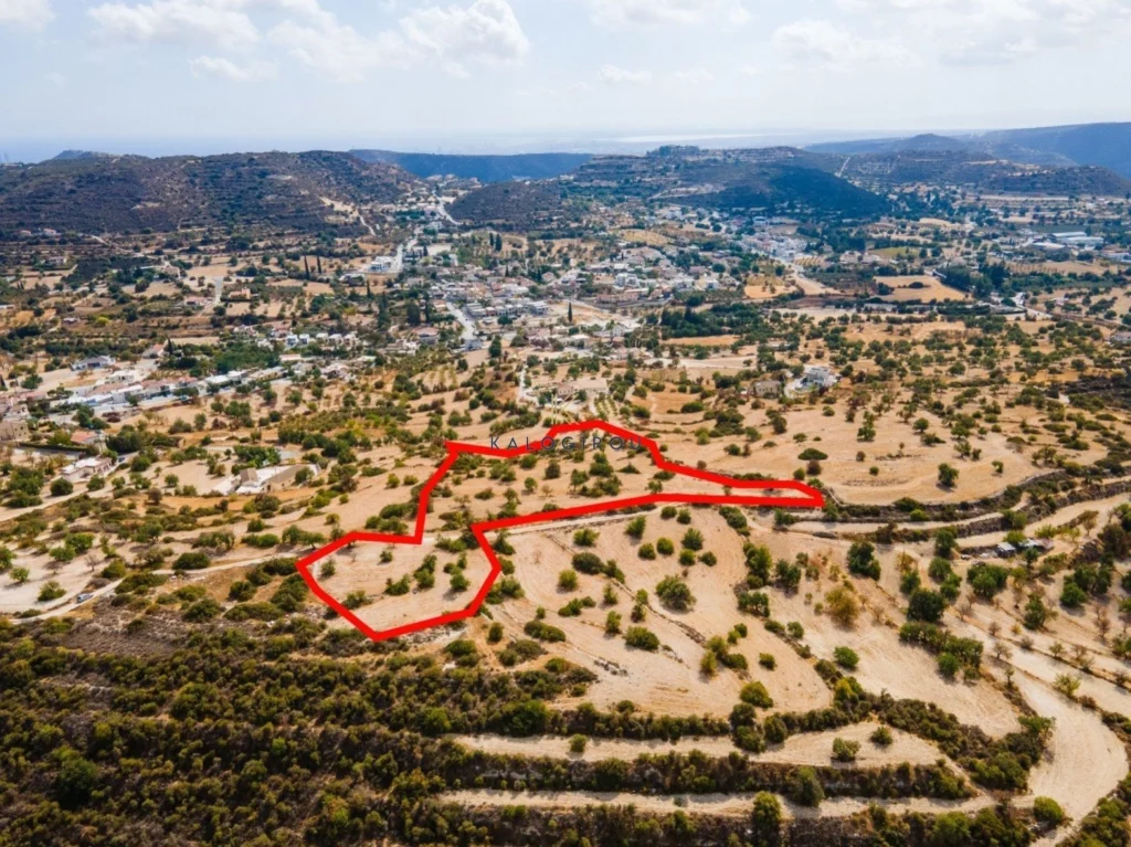 10,368m² Plot for Sale in Paramytha, Limassol District