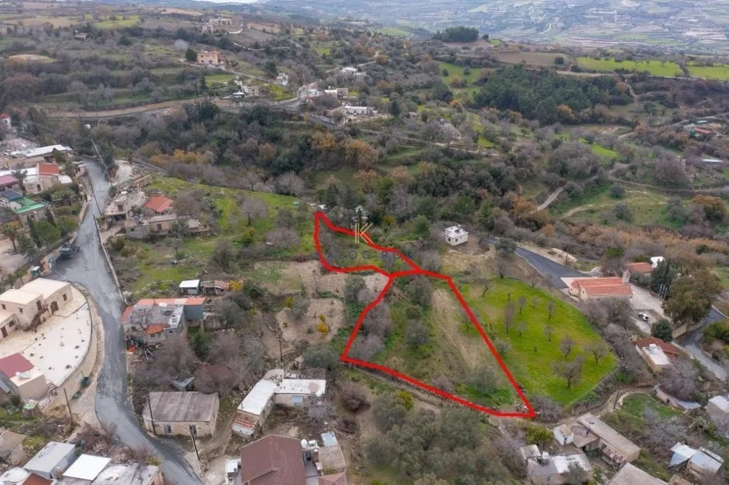 2,544m² Plot for Sale in Drymou, Paphos District