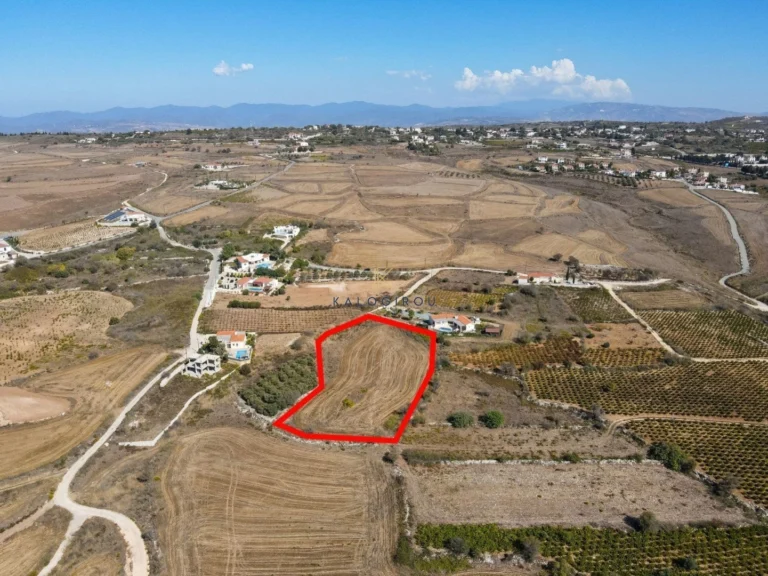 6,689m² Plot for Sale in Kathikas, Paphos District