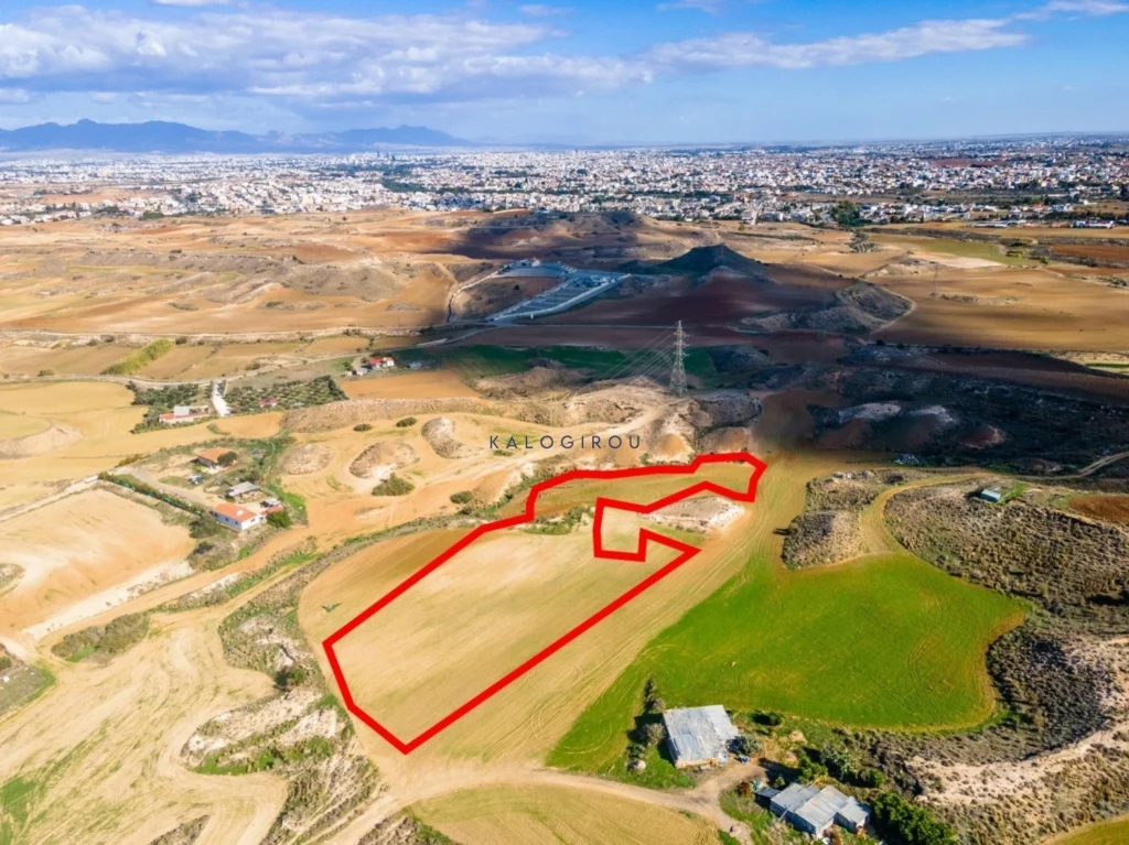 7,396m² Plot for Sale in Nicosia District