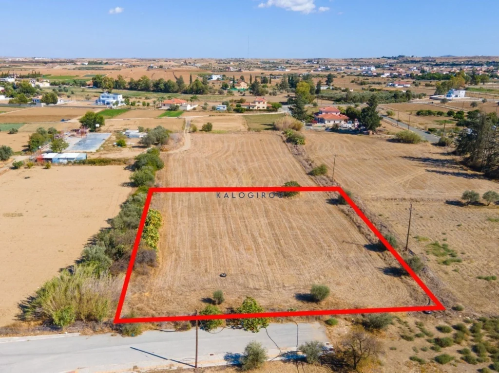 3,271m² Plot for Sale in Psimolofou, Nicosia District