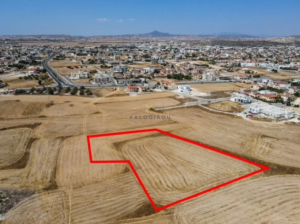 5,449m² Plot for Sale in Aradippou, Larnaca District