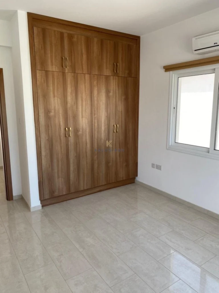 5 Bedroom House for Sale in Kiti, Larnaca District