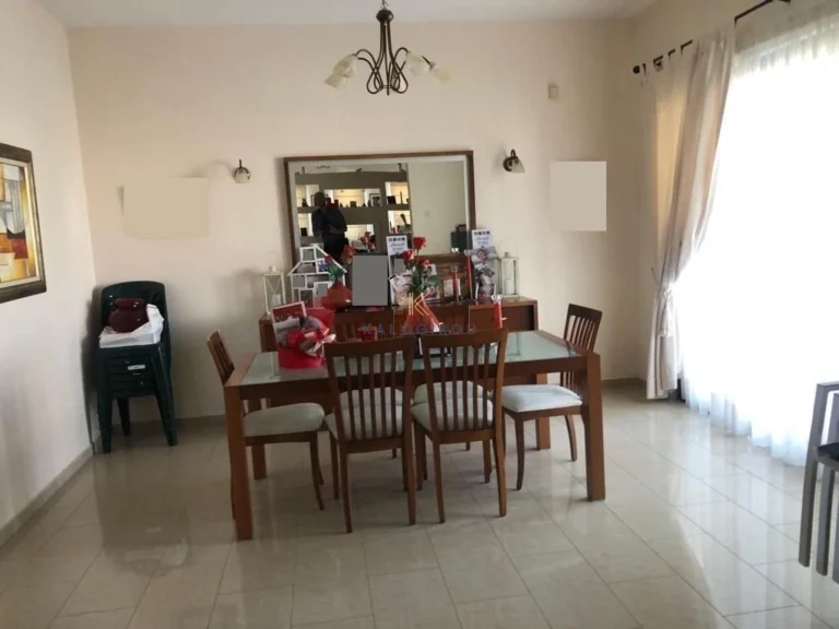 5 Bedroom House for Sale in Larnaca District