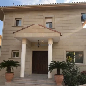 4 Bedroom House for Sale in Pervolia Larnacas