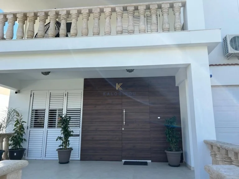 Cheap Houses and Villas for Sale Larnaca up to 500000 euro