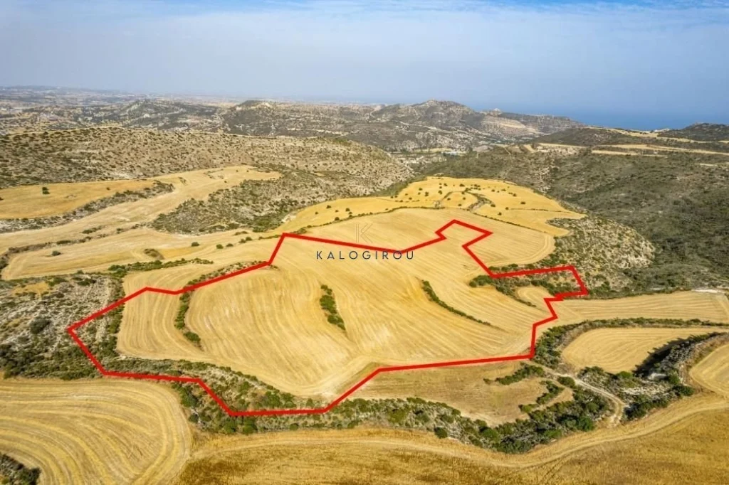 43,479m² Plot for Sale in Larnaca District