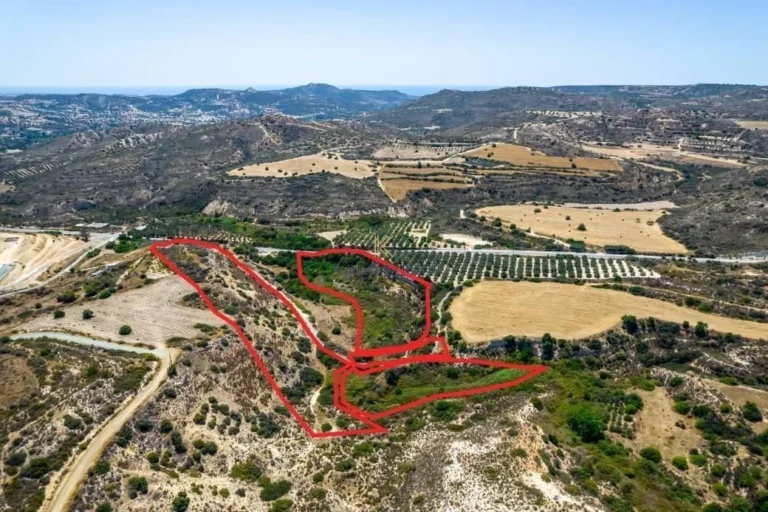 30,848m² Plot for Sale in Skarinou, Larnaca District