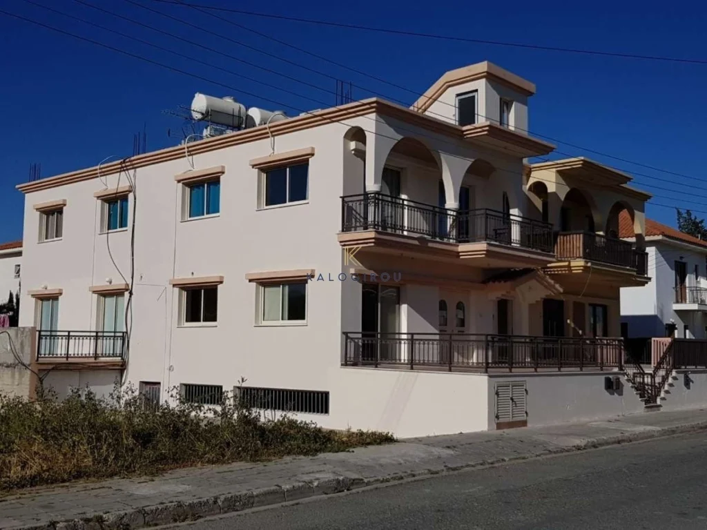 3 Bedroom House for Sale in Livadia Larnakas, Larnaca District