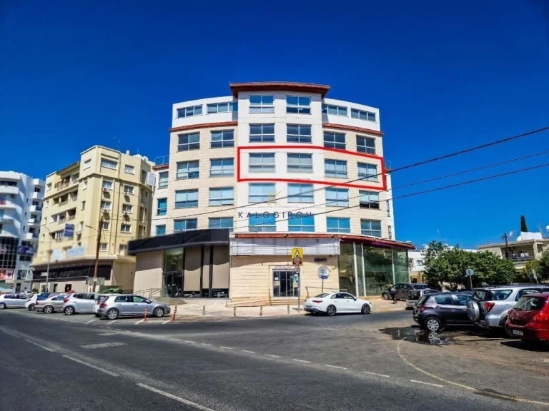 166m² Office for Sale in Strovolos, Nicosia District